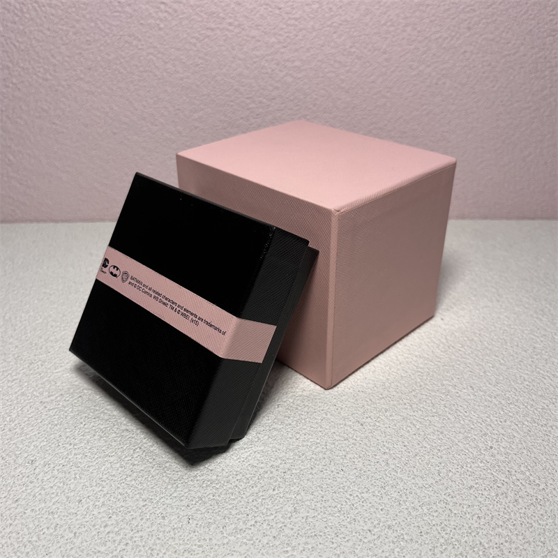 Luxury Pink Packaging Box for Gift Watch Jewelry Perfume