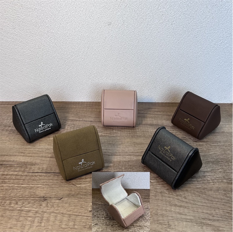 Smart Pocket-Size Magnetic Closure PU Triangle Ring Box