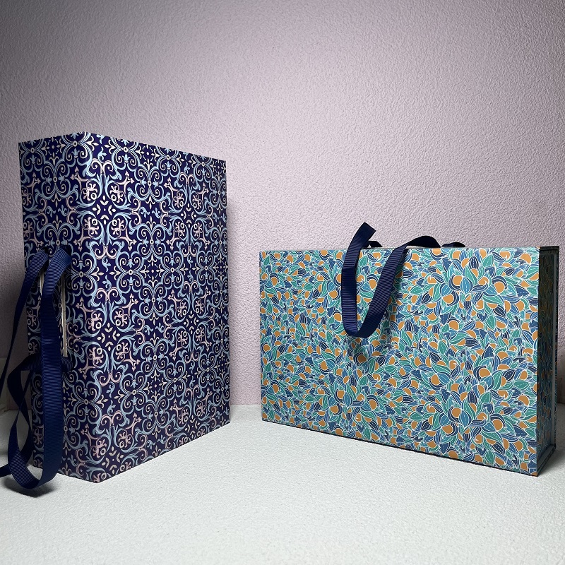 Foldable Luxury Paper Ribbon Gift Storage Boxes