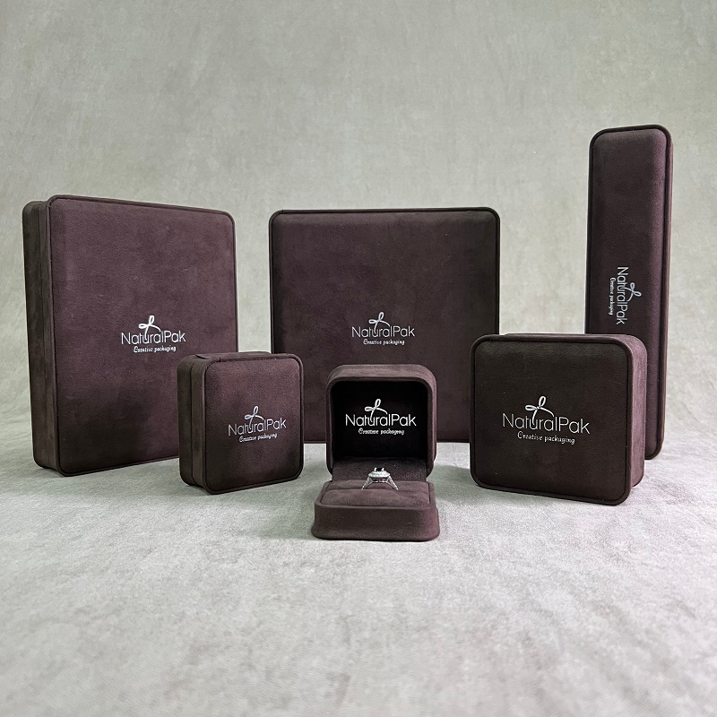 Travel Jewelry Organizer Small Jewelry Box Earring Organizer for Women Girls Mini Jewelry Case Portable Jewelry Storage Microfiber Holder for Ring Earring